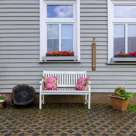 Zur-kleinen- Auszeit Apartment *
