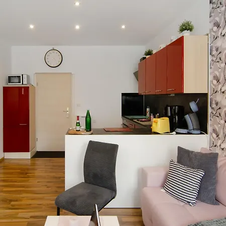 Zur-kleinen- Auszeit 公寓 *